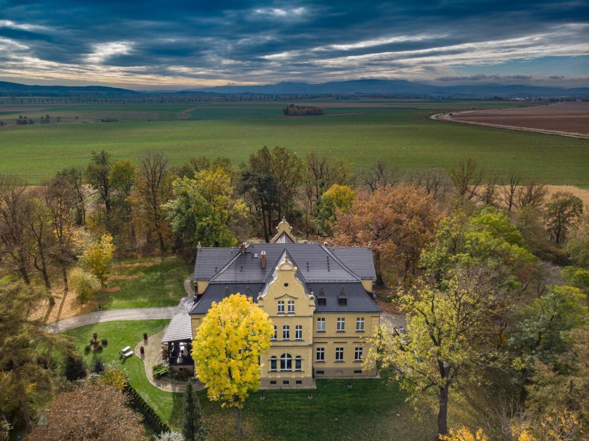 Palac Gruszow Свидница Экстерьер фото